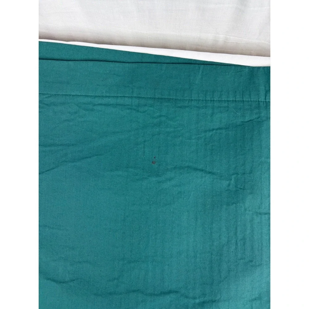Set of 6 Forest Green Pleated Cotton Placemats with‎ Red Embroidered Trim Trim